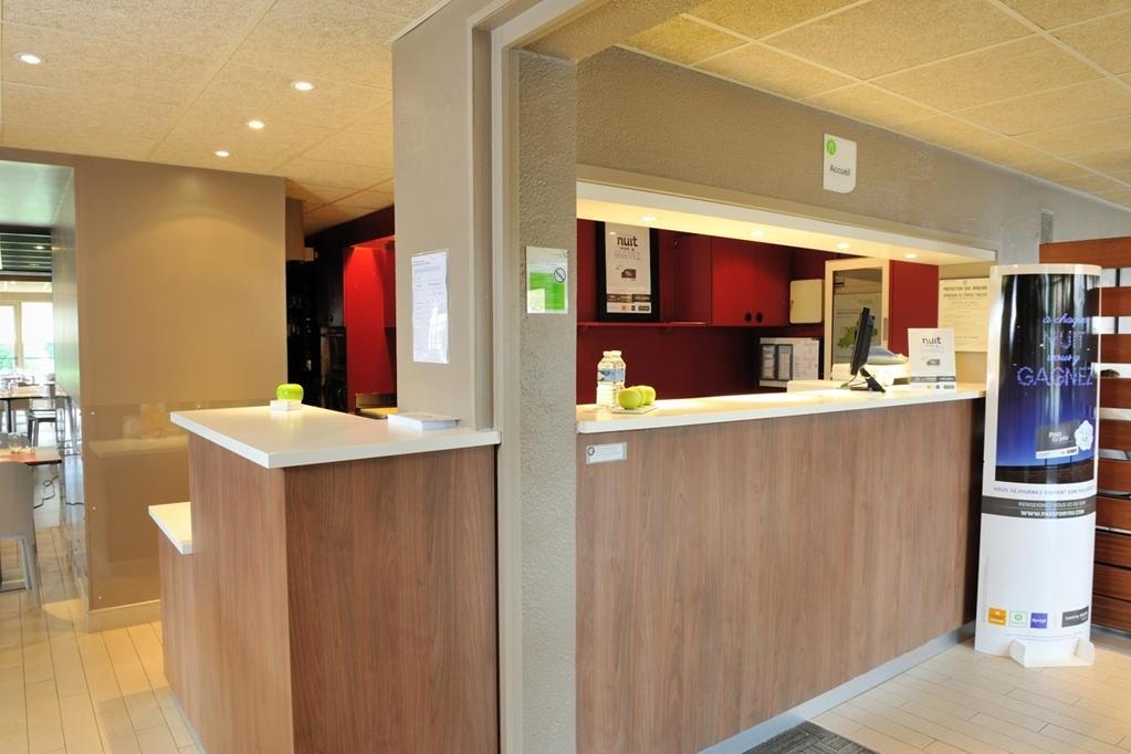 Kyriad Niort - La Creche Exterior foto