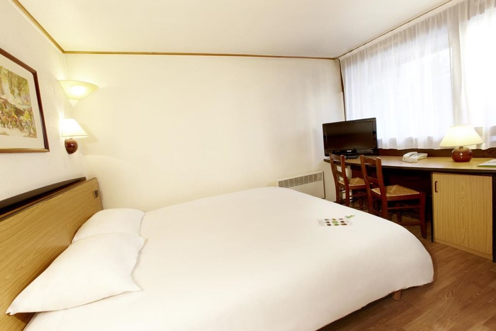 Kyriad Niort - La Creche Zimmer foto